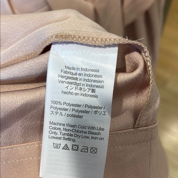 Drapey shirtdress in satin-back crepe ✨ - Picture 12 of 12